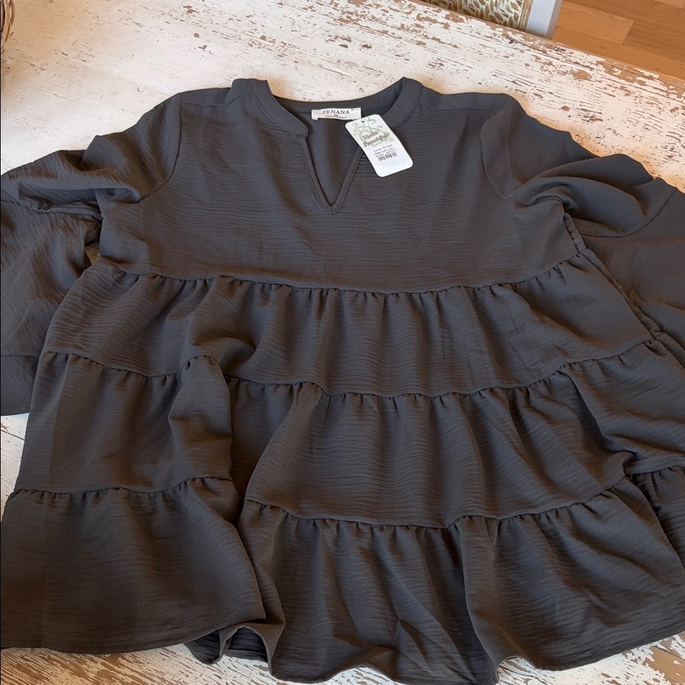 NWT Zenana Charcoal Tiered Notch-Neck Tunic